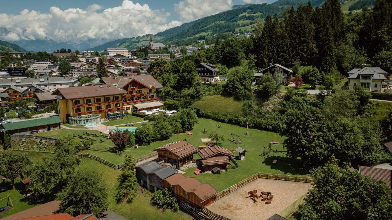 Hotel Lerch Sankt Johann im Pongau Exterior photo